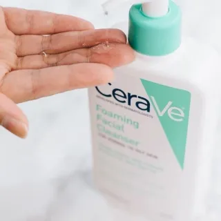 Ảnh của Sữa Rửa Mặt CeraVe Sạch Sâu Cho Da Thường Đến Da Dầu 473ml