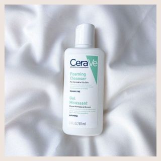 Ảnh của Sữa Rửa Mặt CeraVe Sạch Sâu Cho Da Thường Đến Da Dầu 473ml