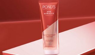 Ảnh của Sữa Rửa Mặt Pond's Age Miracle Ngăn Ngừa Lão Hóa 100g