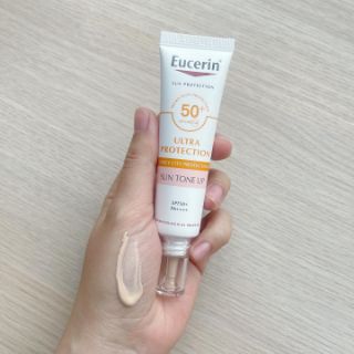 Ảnh của Tinh Chất Chống Nắng Eucerin Nâng Tông & Dưỡng Sáng Da 30ml